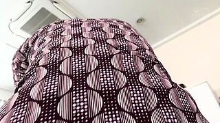 Threesome Where The Upper Body Is Dominated By Facesitting