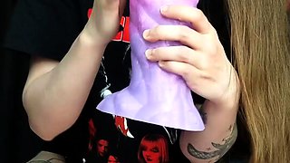 Webcam fun mature brunette with toys cum on cam