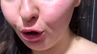 pawg public bathroom masturbation