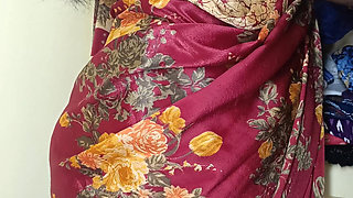 Red color saree cheating Housewife 1