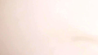 Big Booty Snow Bunny Displays Her Big Natural Ass