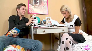 Agna Q Spreads Her Thighs To Milk Her Tits Covered In Thick Cream!