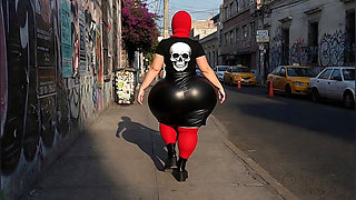 Big Ass Gothic Latina in Black Gothic Outfit
