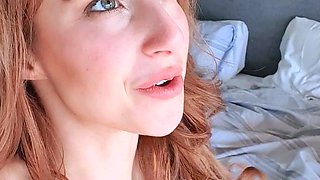 Close up MILF masturbation