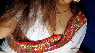 Hot Sexy Desi Housewife Saree Blause Big Natural Boobs Seduce, Fucking and Blowjob Sexy Hot Desi