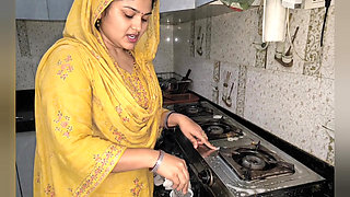 Pakistani Desi bhabhi Newly Married Romantic video
