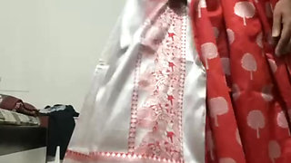 Wear red saree in ghaghra style
