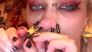 Goth Girl Glitterqueen1999 Stretches Her Button Nose with Ni