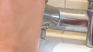 Bathtime with a Giantess