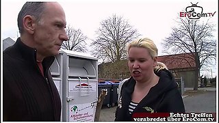 Deutsche Amateure In German Grandpa Asks Housewife On Street About Sex