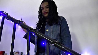 Lesbian Pussy Lick Contest