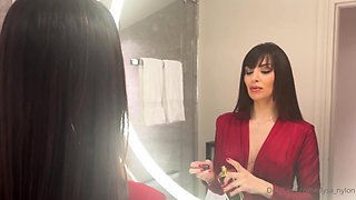 Alysa Nylon's Intense Hardcore Play in Heat