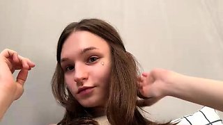 Amateur Webcam Cute Teen Plays Solo with Big Dildo