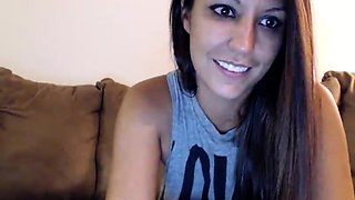 Amateur brunette wanking toying