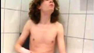Twink's Electric Brush Adventure