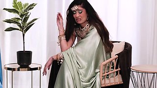 Fingering, Licking and Orgasms in hot Indian Lesbian