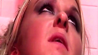 Bathroom Sex Scene-3_blonde Teen in the Bathroom Suzie Best Fucking in Anal Threesome