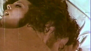 Hot sexy girls loves vintage sex videos