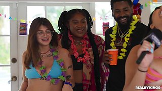 Money Talks - Money Talks: Party Crashing 1 - Mason Gray