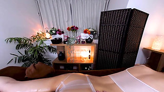 Came in for a Massage, Brought to Orgasm. She Kept Cumming… 1/2