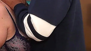 Curvy MILF Amanda Thickk and the Artemixxx