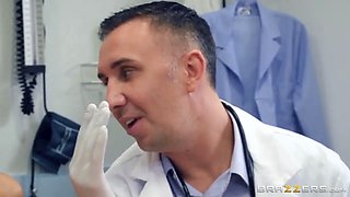Brazzers - Kara Faux - Doctor Adventures