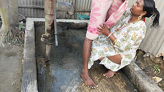 Bhabhi Ki Chudai Karte Samay Peshab Laga