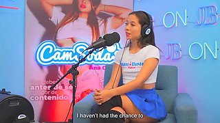 First Time Squirting Orgasm - Latina Teen Can't Stop Cumming on Sybian Machine