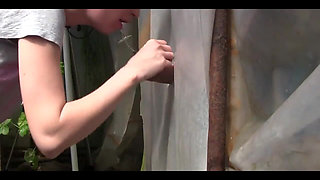 Amateur Young MILF Gloryhole Blowjob