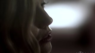 Glamour babe fucks a big dick