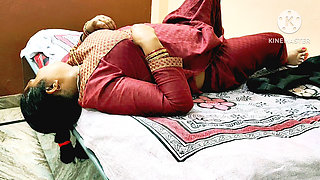 Gym Bhabhi's Masturbation in Hindi