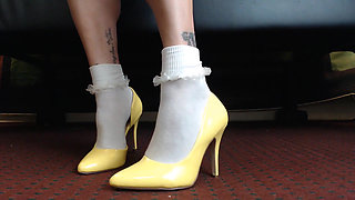 Sweet white ruffled socks heels