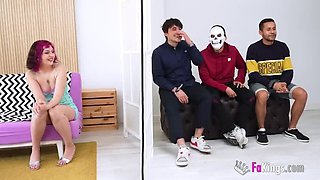 Sexy Gangbang with Mary J Dolo - Blowjob, Cumshot & Group Sex in HD