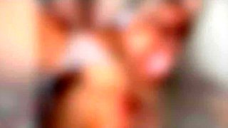 Cumshot on pussy for hot chick with a big ass and huge clit
