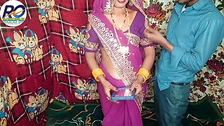 Desi sexy mausi fucked her own stepsister's stepson by becoming a mare and lifting her in the lap and putting the dick in the mouth and