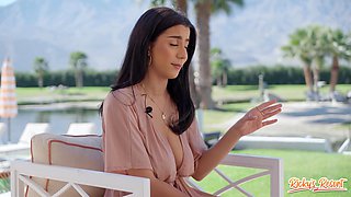 Rickys Resort - Roxie Sinner Episode