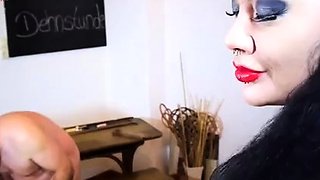 Mistress Dominique plastique instruction slave for taking