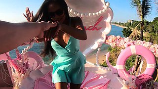 Big butt Thai girlfriend hardcore anal