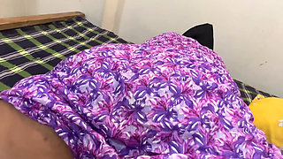 Big Ass Like Fat Pig Hot Stepmom Bed Share with Son's Friend