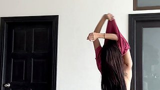 Brunette Solo Webcam Masturbation