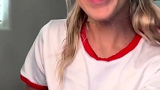 Very Hot Amateur Blonde Plump Teen on Webcam