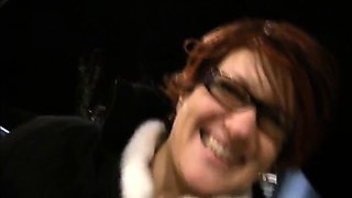 Geile MILF im Schwimmbad hart durchgenommen!