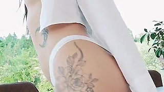 Bonus Young Beauty Kwini Kim with Hungry Pussy