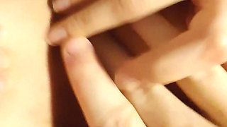 Amateur FR: Intense fingering and close-up of my buttocks