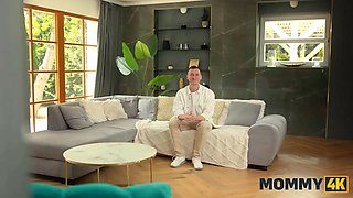 Mommy4k. cougar was just too horny to stop