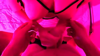 lui faire l amour avec une lumiére tamisée