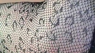 Big Natural Ass and Latex MILF