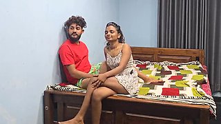 Indian Bhabhi Stepsister Has Big Tits While Watching TV Gets Fucked Hard