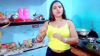 Younger Step Brother Penis Got Hard After Seeing The Beauty of Hot Sister-in- law