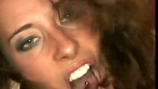 Crazy chick goes all the way with Georg play